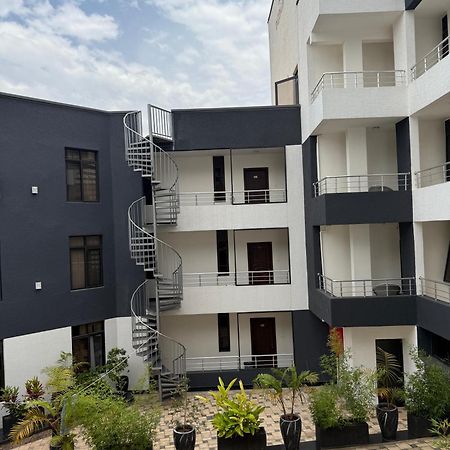 Cascadia Apartments คิกาลี ภายนอก รูปภาพ
