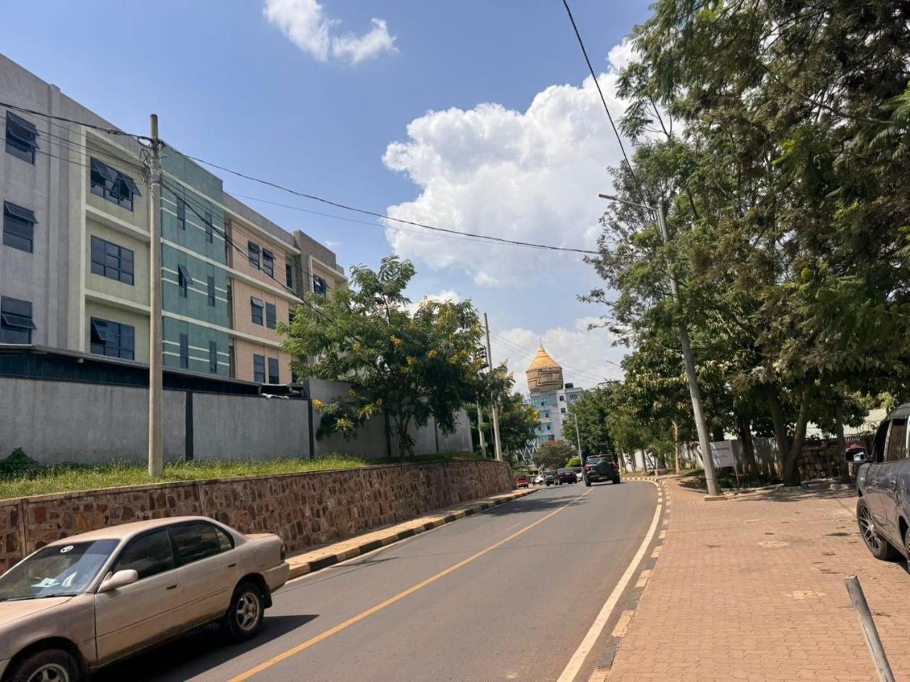 Cascadia Apartments คิกาลี ภายนอก รูปภาพ